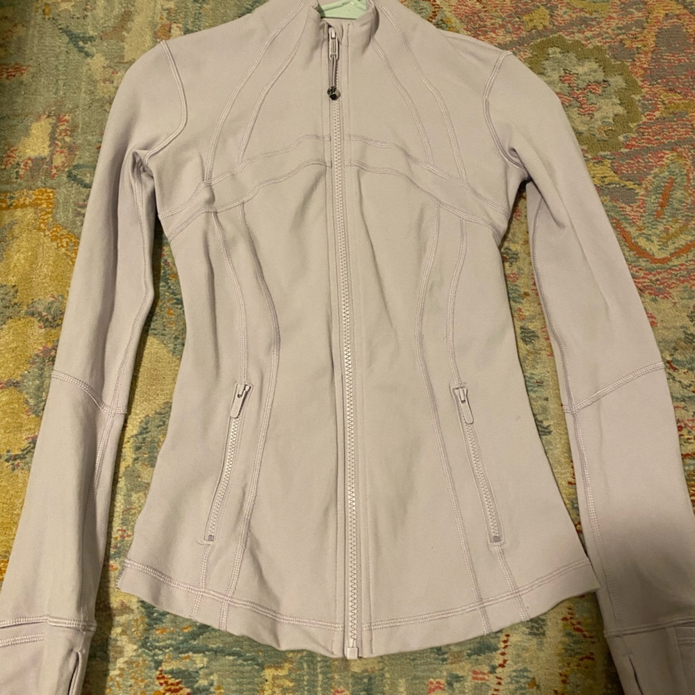 Light purple Lululemon define jacket size 2 worn once